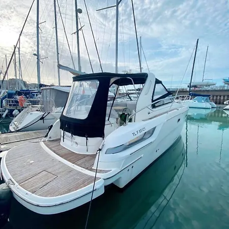 Nuit Magique Sur Un Bateau Linge Et Menage Inclus - Boat Paradise La Rochelle *